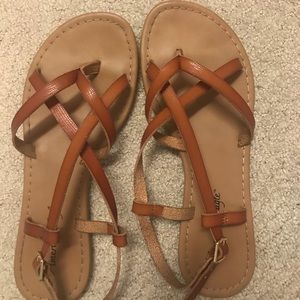 American Eagle sandals